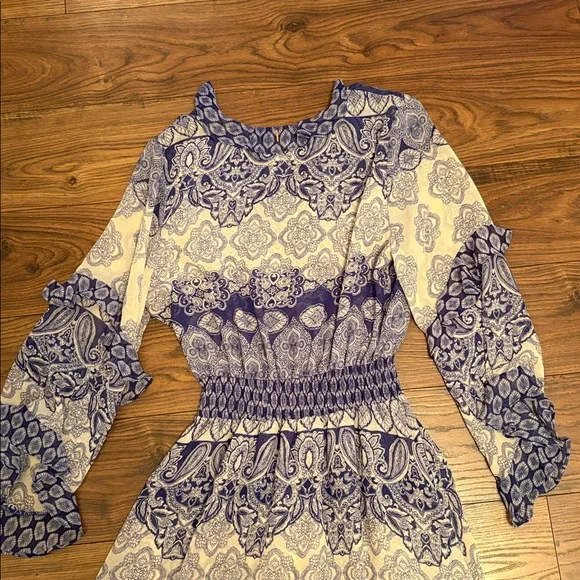 Misa Los Angeles High/Low Bohemian Maxi Dress with Blue and Cream Patterns - Picture 12 of 13